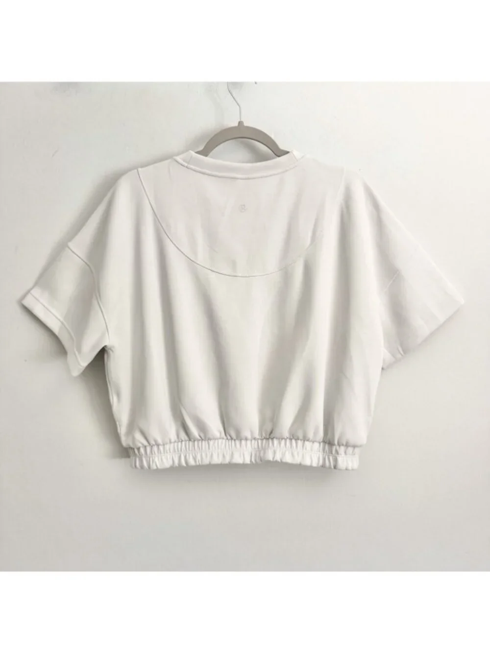 Lululemon White Softstreme Gathered Short Sleeve Shirt Cropped Women’s Size 12